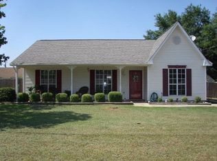 107 Periwinkle Ct, Dothan, AL 36301