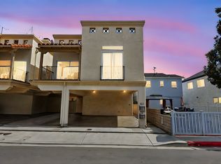 606 Clubhouse Ave, Newport Beach, CA 92663