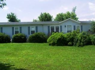 2100 Robert Rd, Bon Aqua, TN 37025