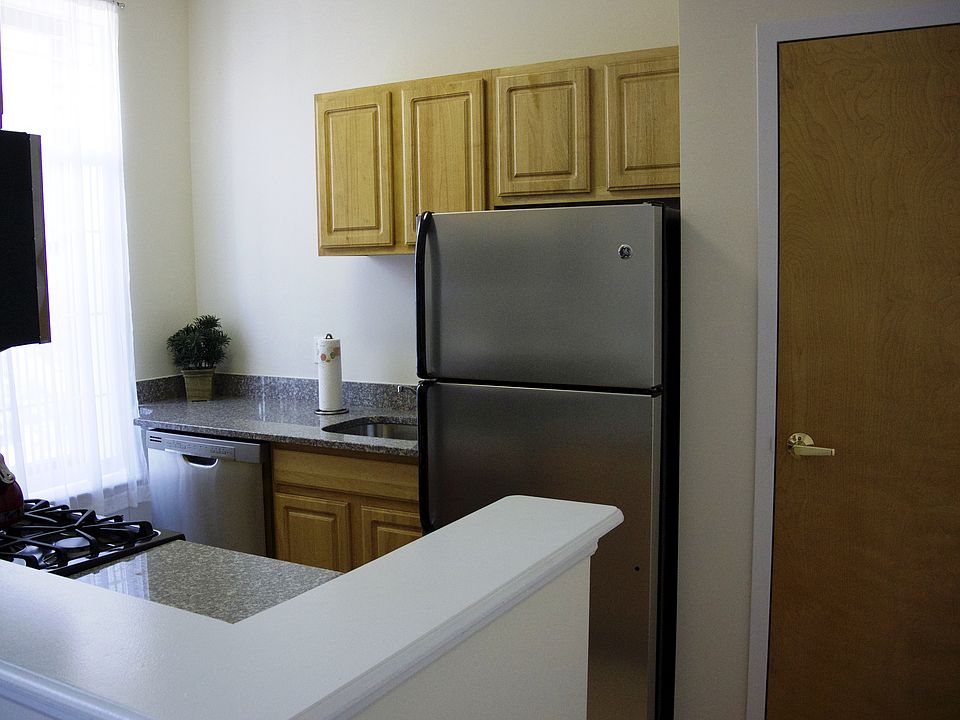 1st image of 51 W 106th St APT 3C