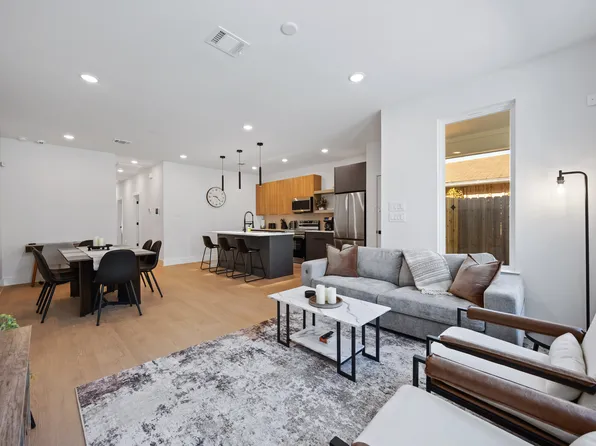 4110 Dreyfus St #B, Houston, TX 77021