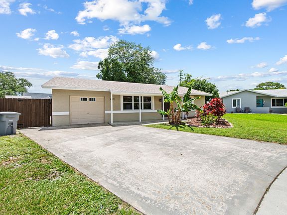 2nd image of 18451 Spanish Isles Place