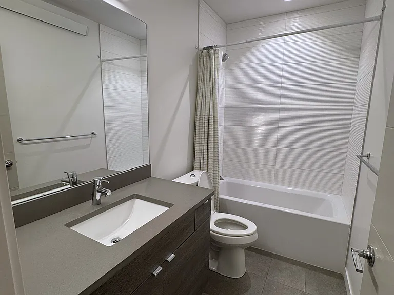 1910 Amherst Pl W — Photo 23