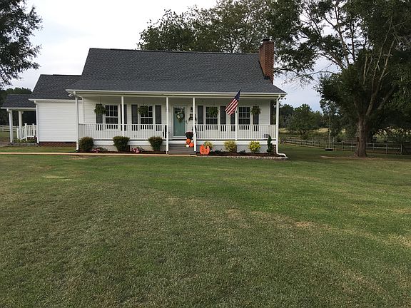 2nd image of 177 Beechwood Hill Dr