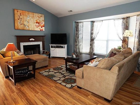 3rd image of 1642 Whispering Creek Dr APT C