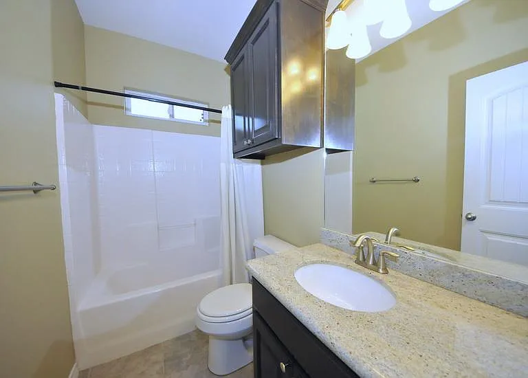 15609 Escapade St — Photo 18
