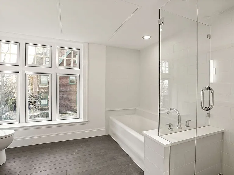 165 Winthrop Rd #D — Photo 31