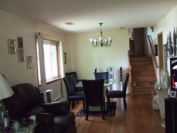 2nd image of 4933 W 106th St