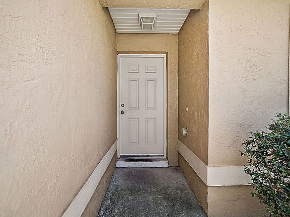 2nd image of 2613 Hollow Ln #1