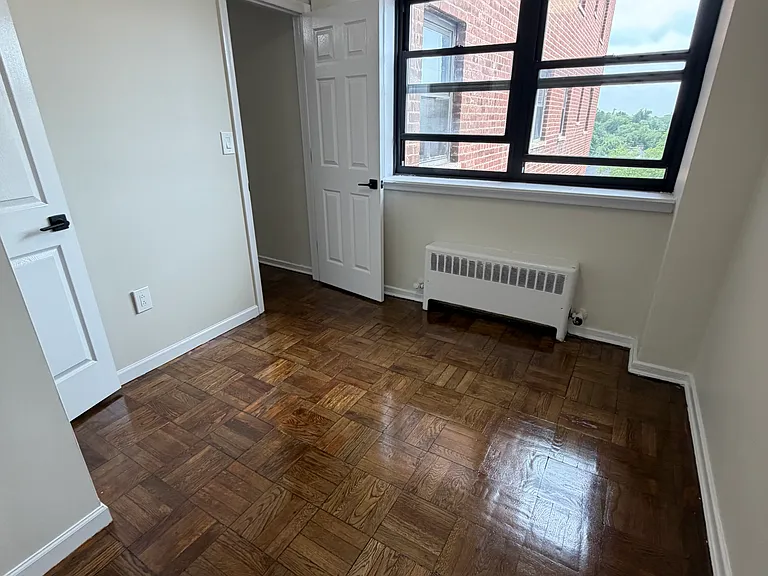 108 Washington St #6I — Photo 4