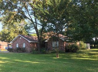 708 Rose Way, Chandler, TX 75758