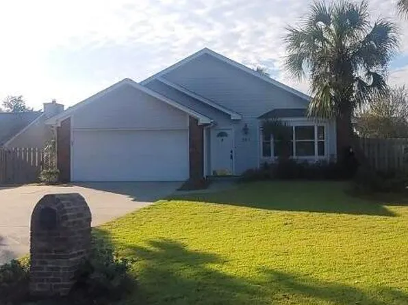 561 Lagoon Oaks Dr, Panama City Beach, FL 32408