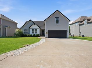 1871 Rains Rd, Clarksville, TN 37042