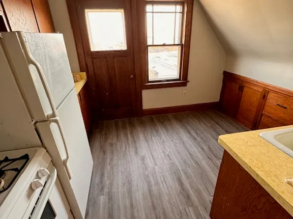 2229 1/2 Blake Ave #2, Racine, WI 53404