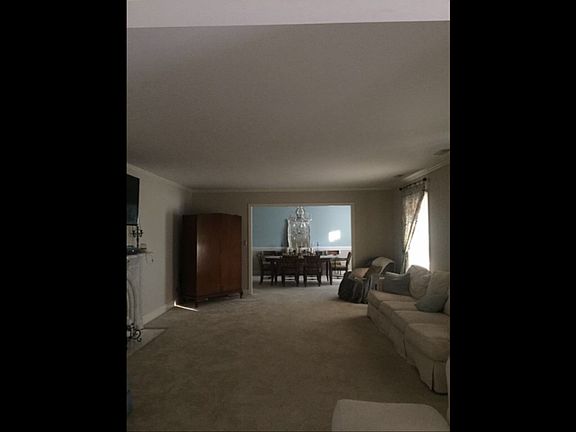 Living/dining rooms