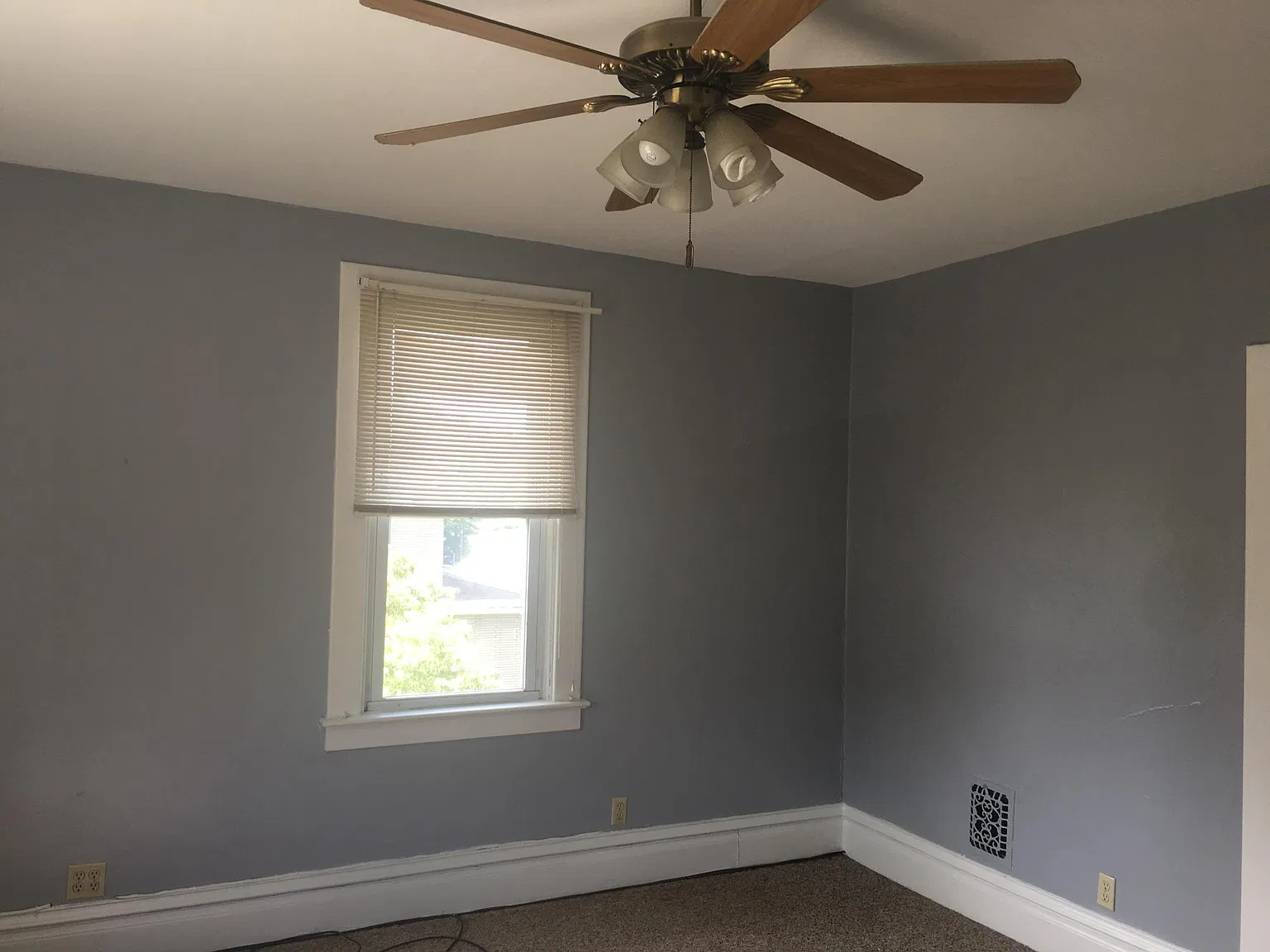 313 Isabella Ave. — Photo 3
