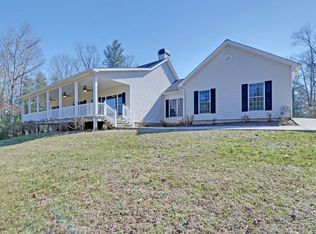 35 Davis Walker Rdg, Mineral Bluff, GA 30559