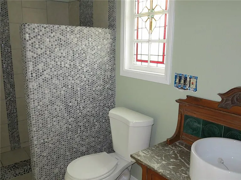 310 W University Ave #B — Photo 14
