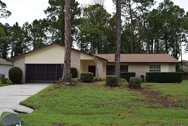 1st image of 65 Woodfield Dr