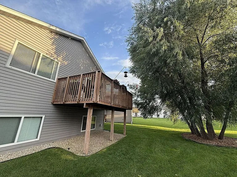 9165 Golden Pond Ln N — Photo 22
