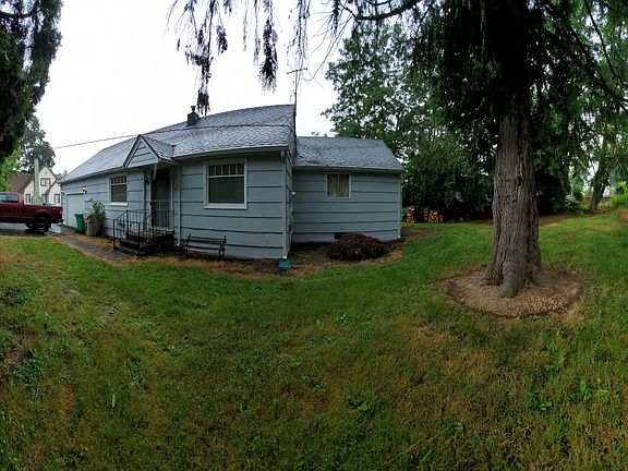 Front Yard (Panoramic)