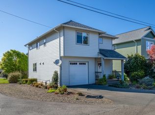 267 SE Tide Ave, Lincoln City, OR