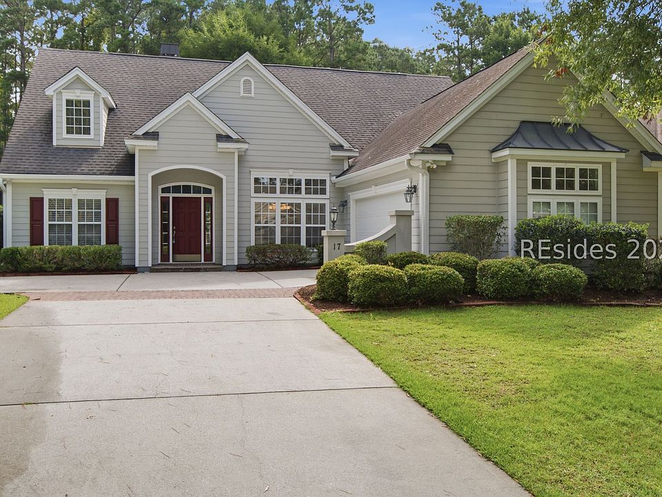 1st image of 17 Stonehedge Way