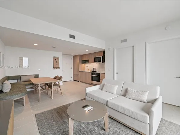 159 NE 6th St #4409, Miami, FL 33132