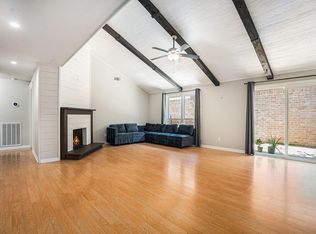 16607 Neumann Dr, Houston, TX 77058