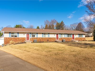 4522-4526 Camelot Cir, Uniontown, OH, 44685