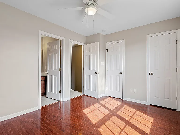 10028 Blackwell Dr — Photo 16