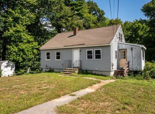 11 Sunrise Ter, Plaistow, NH 03865