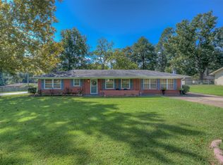 5909 Yarbrough Rd, Shreveport, LA 71119