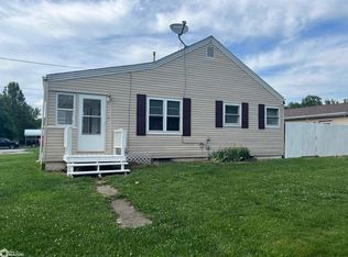 420 N 7th St, Hamilton, IL 62341