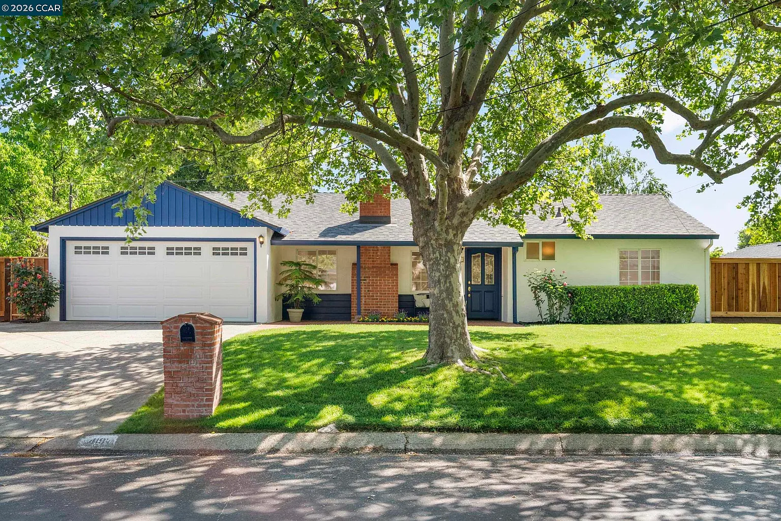 419 Derby Ct photo 1