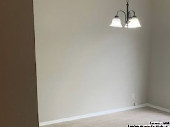 5th image of 2038 Pinetree Ln