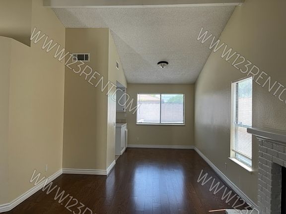 5th image of 37616 Lemsford Ave