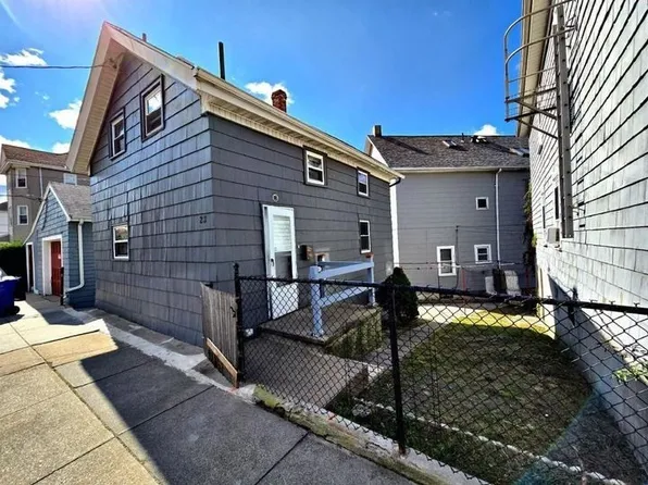 23 Pitman St, Fall River, MA 02723