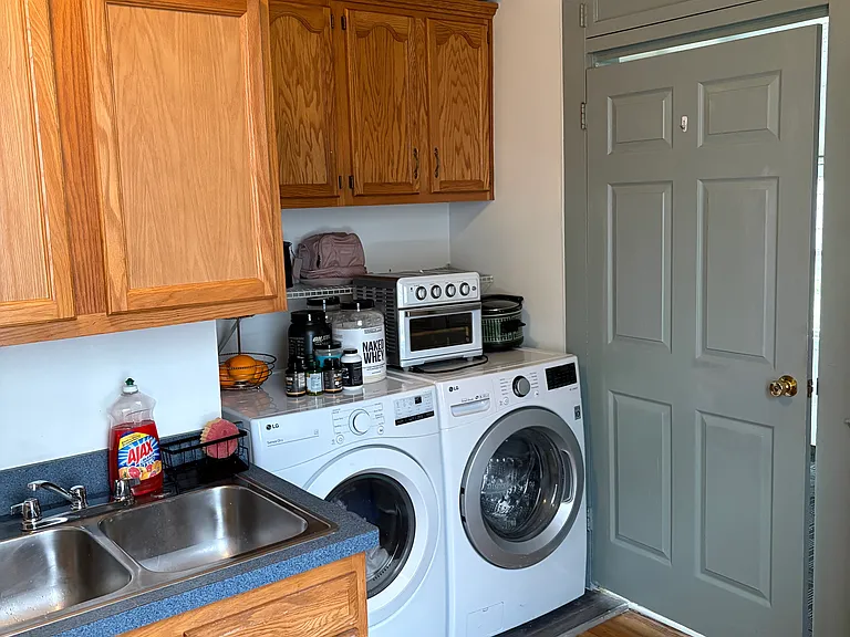 816 Milton St — Photo 4