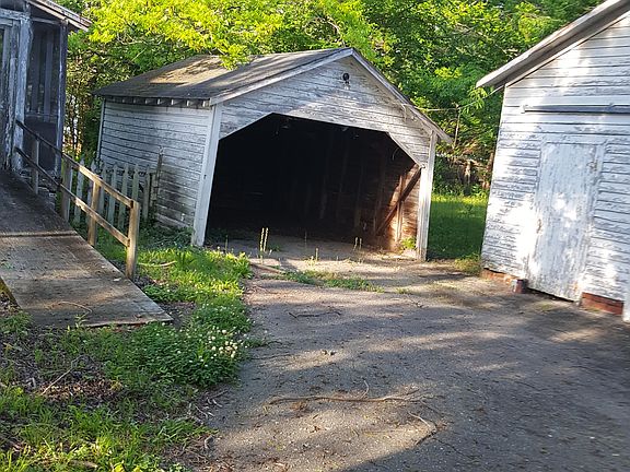 extra garage