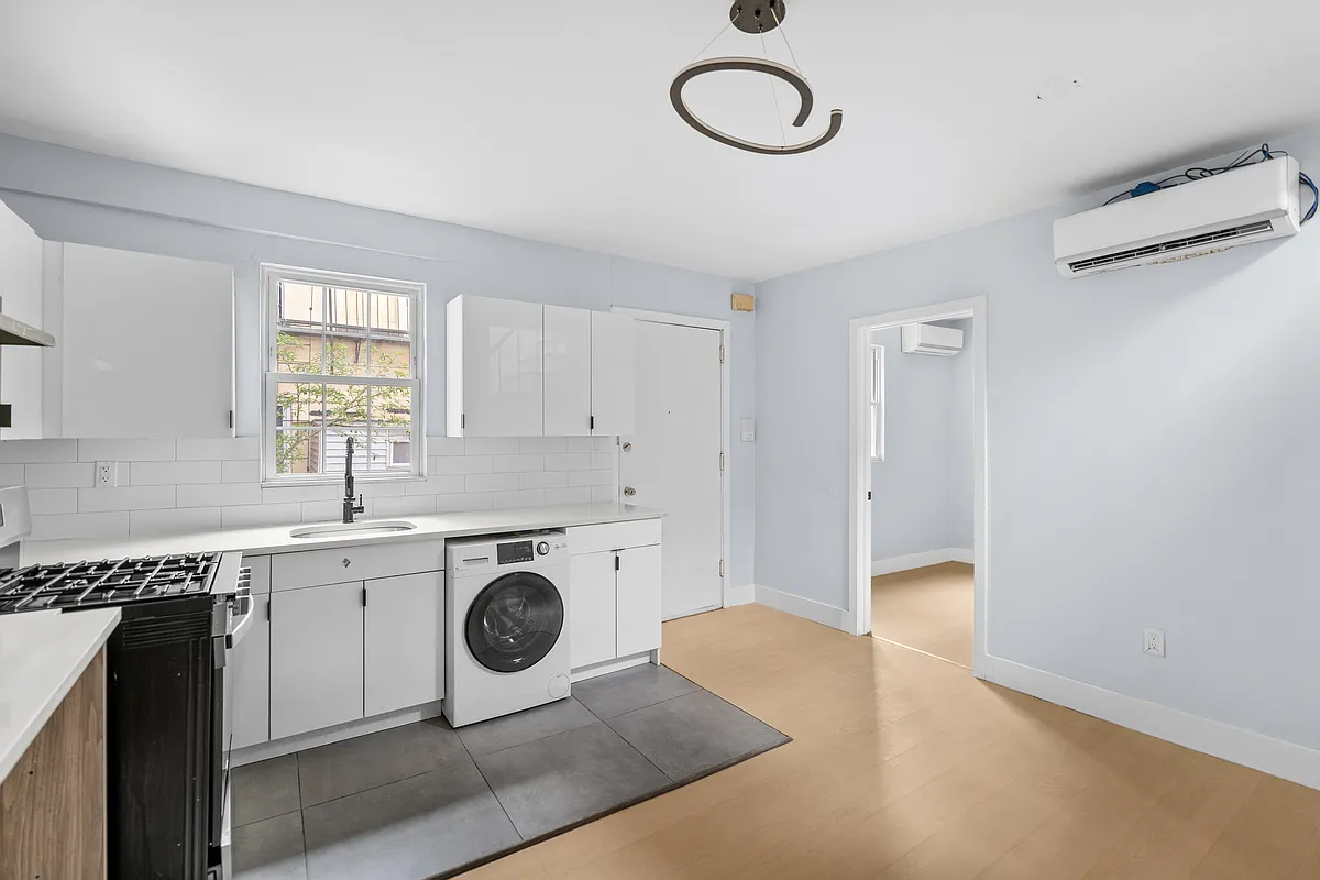 Building Photo - 386 Palisade Ave #6