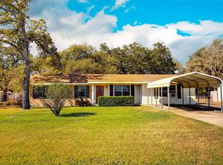 527 Robindale Ln, Fairfield, TX 75840