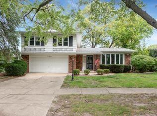 513 N Strieff Ln, Glenwood, IL