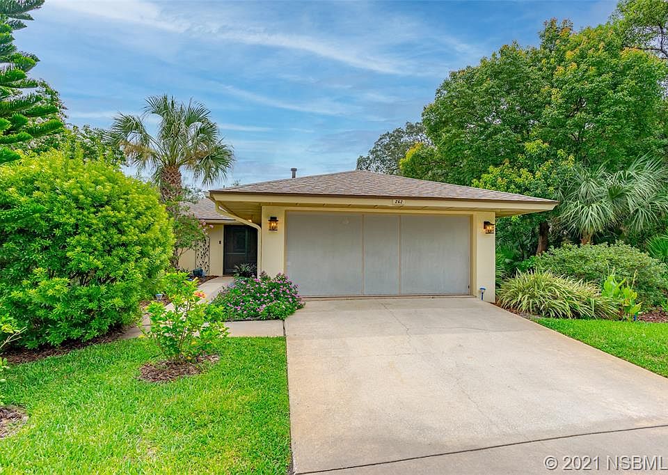 1st image of 262 Canterbury Cir