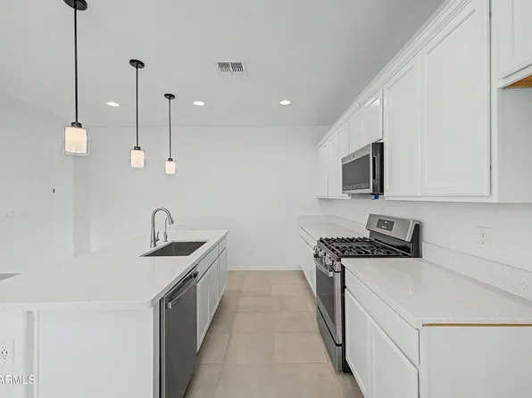 14120 W BRONCO Trail, Surprise, AZ 85387