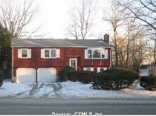 102 Redcoat Rd, Waterbury, CT 06704