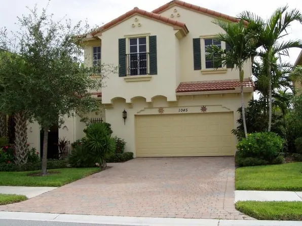 1045 Vintner Blvd, Palm Beach Gardens, FL 33410