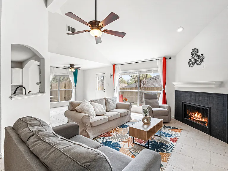 1011 Ridgecrest Dr — Photo 28
