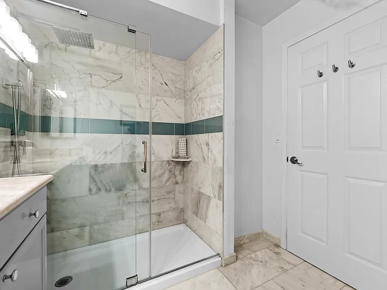 7320 Park Ridge Blvd — Photo 18