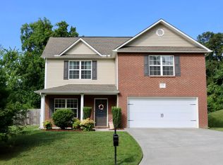 1103 Gilbert Station Ln, Knoxville, TN 37932